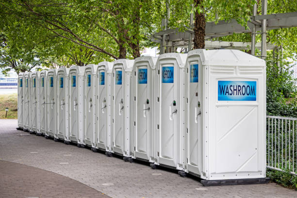 Porta potty delivery and setup in Quincy, MA